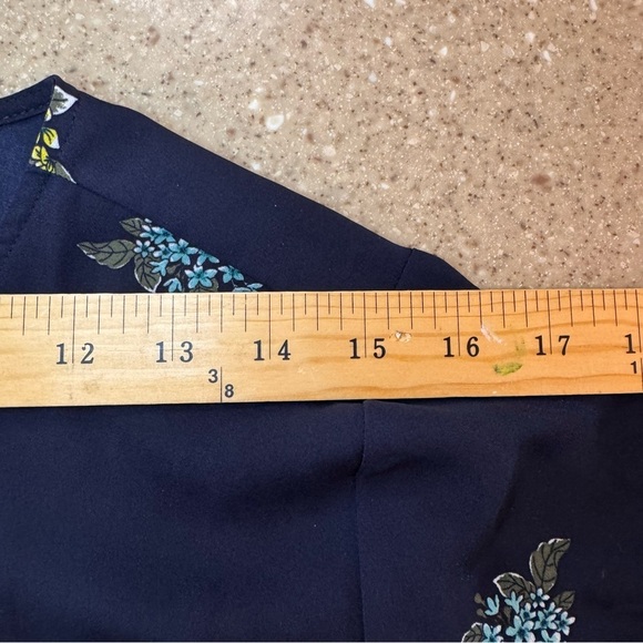 LOFT Womens Faux Wrap Front Bell Sleeve Blouse Size Med Blue With Flowers - Picture 6 of 8